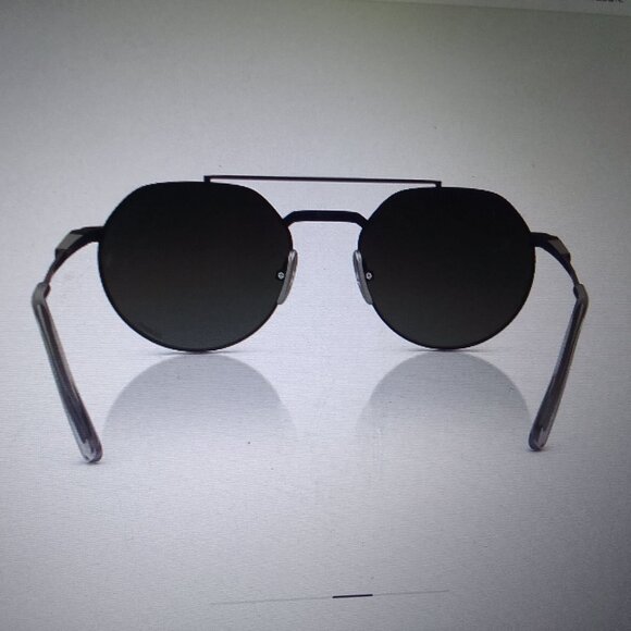 $495 low price not available now - Ray Ben vintage round unisex sunglass - Picture 2 of 3